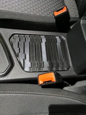 Cover for the cupholder / tapa posavasos vw tiguan 2018