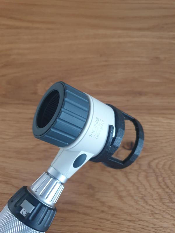 Dermatoscope adapter (HEINE Delta 20T)