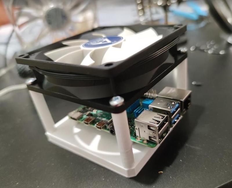 Raspberry Pi 92mm case fan stand