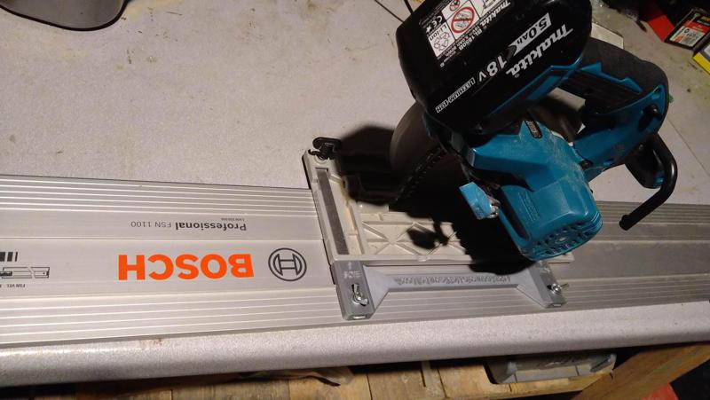 Adaptateur circulaire Makita sans fil sur rail Bosch FSN