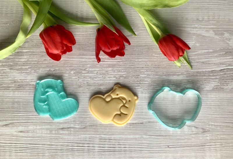 polar bear with a heart cookie cutter