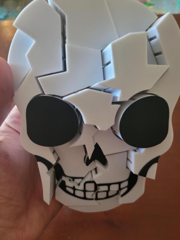 PRINT IN PLACE WOBBLY PIXEL ,FIDGET TOYS SKULL HALLOWEEN
