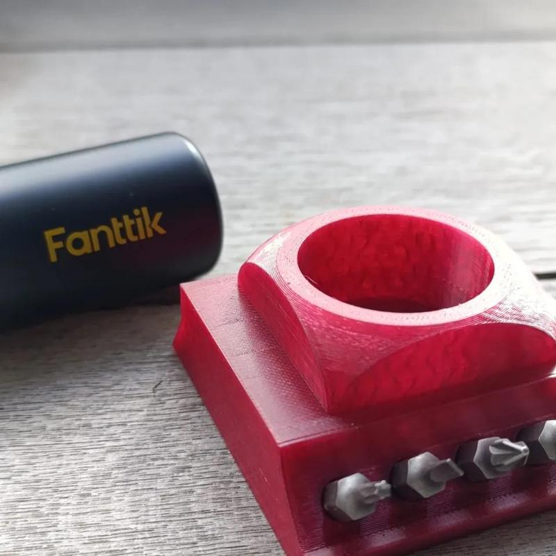 Fanttik Akkuschrauber Ständer   