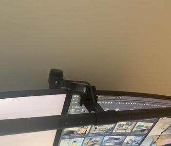 Quntis Monitor Light Pole Adapter