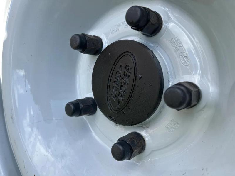 Land Rover Discovery 4/LR4 - Centre Caps for Steel Wheels   