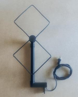 Indoor DVB BiQuad TV UHF antenna