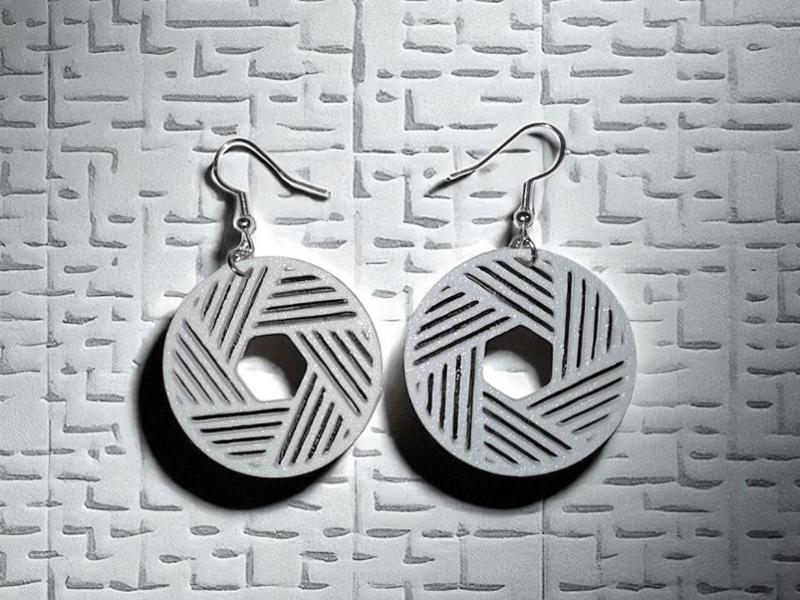 Circle of lines earrings