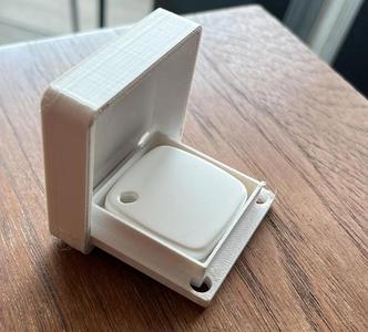 Case for Apple Tag Clone   
