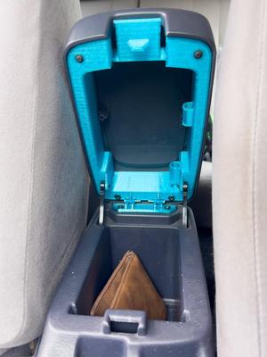 Nissan Almera N16 Armrest Hinge Replacement