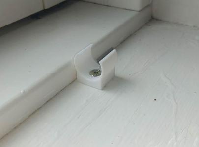 Holder for roller blind