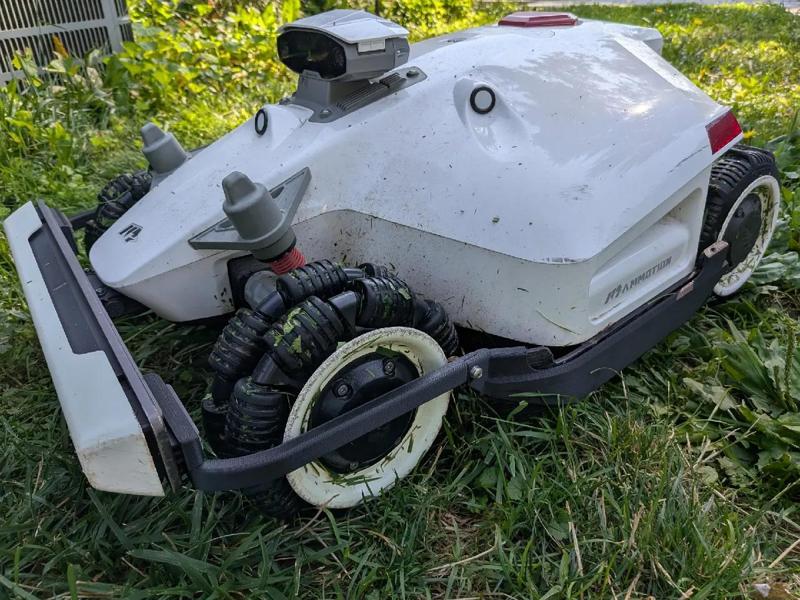 Mammotion Luba 2 H series side guard   