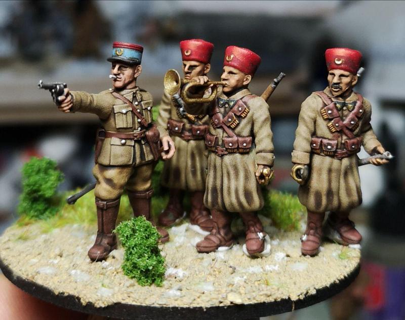 28mm French dismounted cavalry (Spahis) HQ 2
