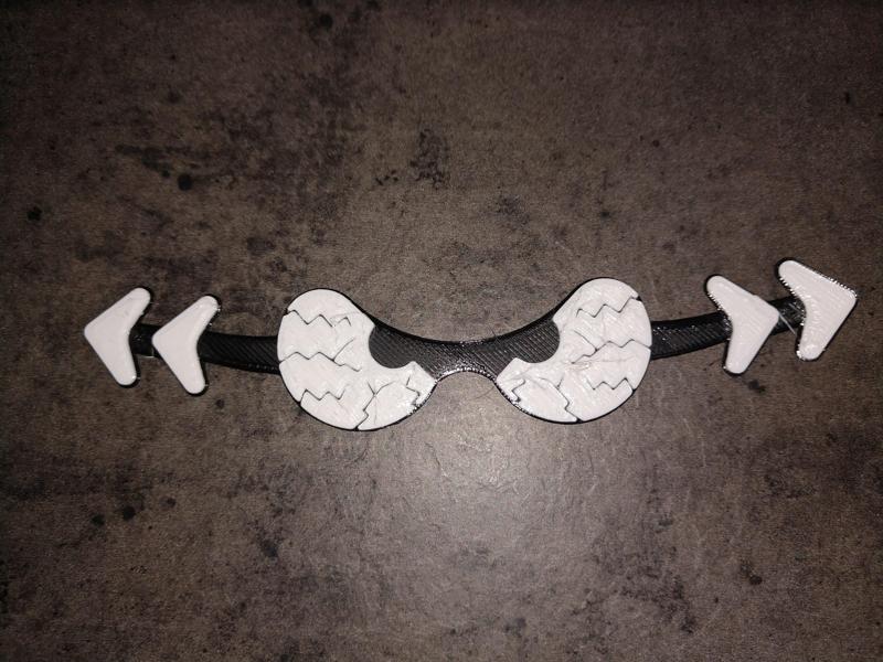 EAR SAVER ANGRY EYES