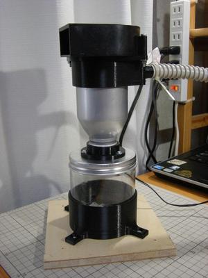 Desktop dust collector