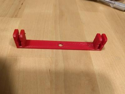 Customizable two-rod wall mount