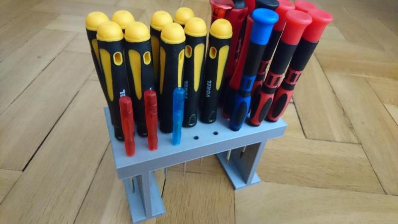 Screwdriver stand