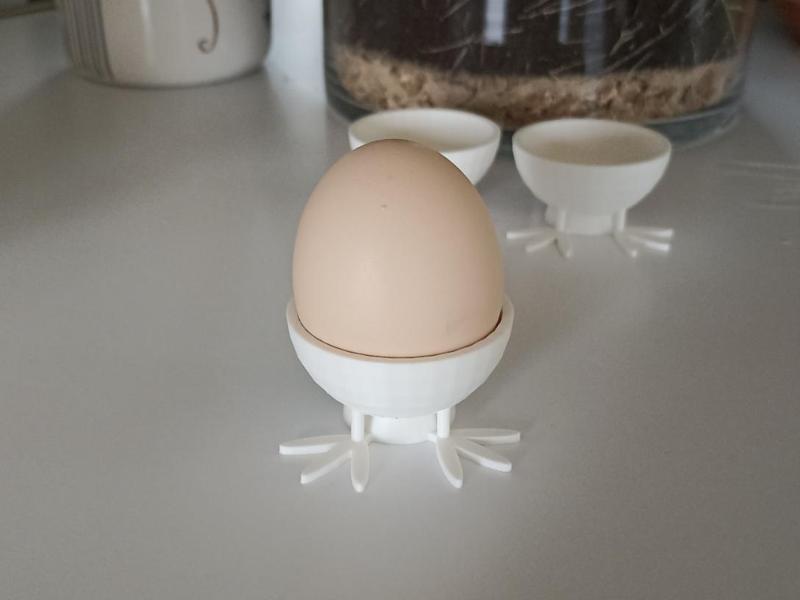 Easter egg holder