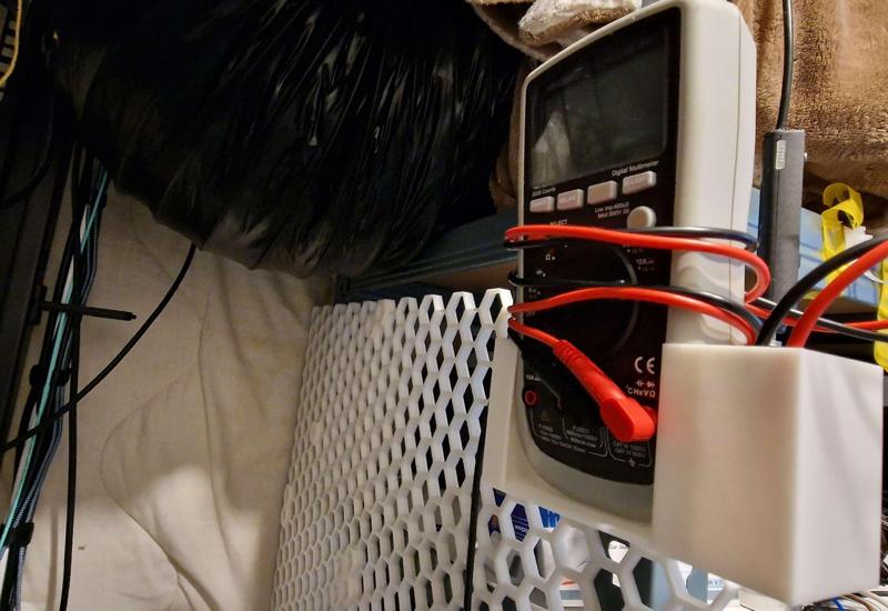 Holder for large multimeter / VoltCraft VC 850 V2