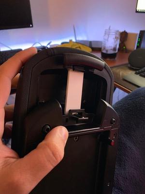 Chevy Cruze armrest stopper/release