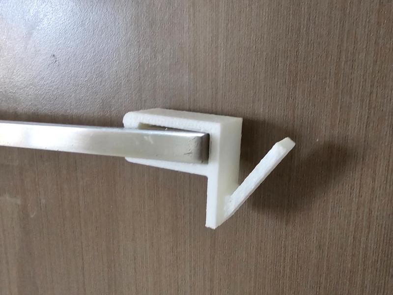 Cupboard Handle Hook