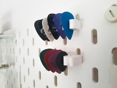 Skadis Guitar pick holder