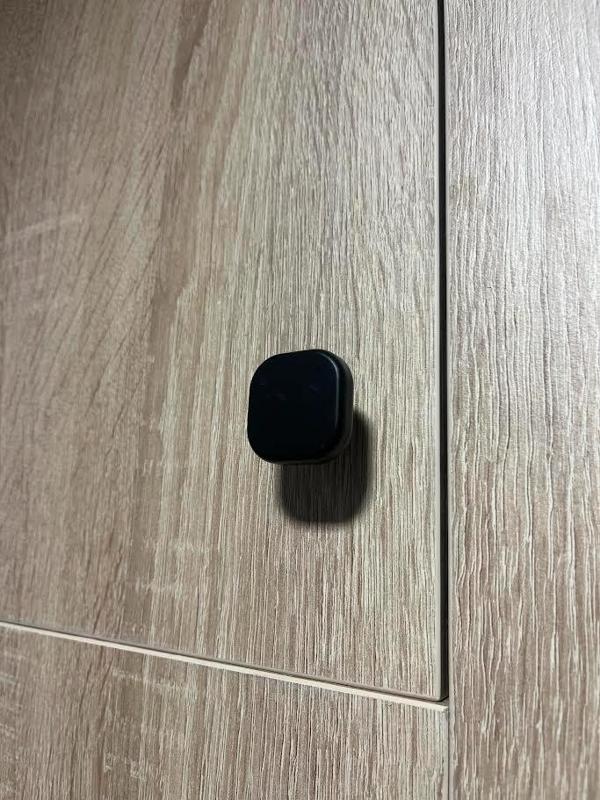 Knob, handle