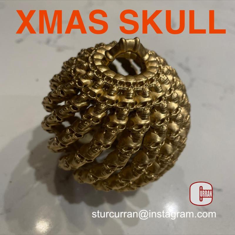 skull bauble