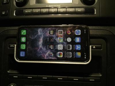 IphoneX carcd holder