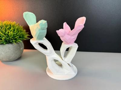 Modern Bird Sculpture (Low Poly)   