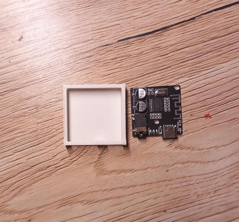 Bluetooth Empfänger auf AUX Schutzhülle   