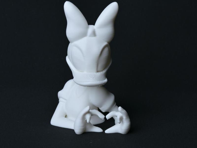 Daisy Duck, Donald Duck's girlfriend Daisy 521 heart