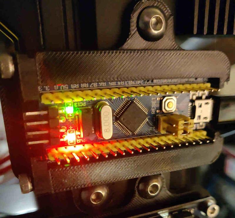 STM32 "Blue Pill" Mount for 2040 Extrusions