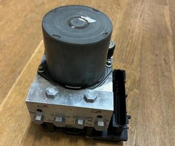 Bosch ABS hydraulic plug