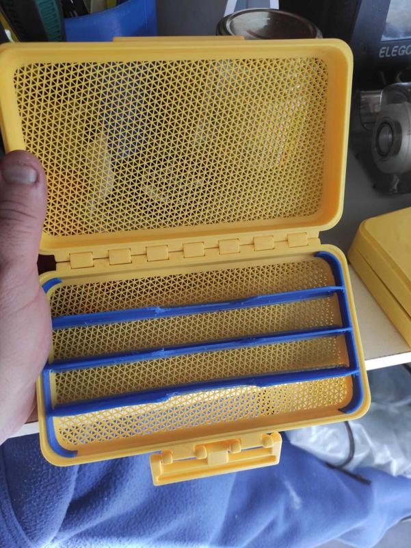 boîte à leurres 150mm avec séparateurs