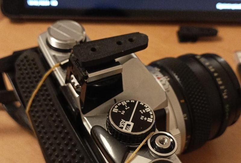 Sekonic Twinmate 208 shoe