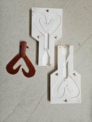 Fishing lure mold (moule pour leurre de pêche)