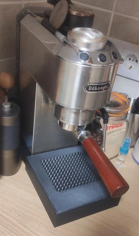 Delonghi Dedica EC.685 scale riser