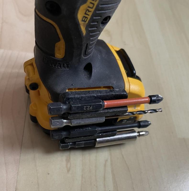 Dewalt 12v 10.8v drill magnetic bit holder