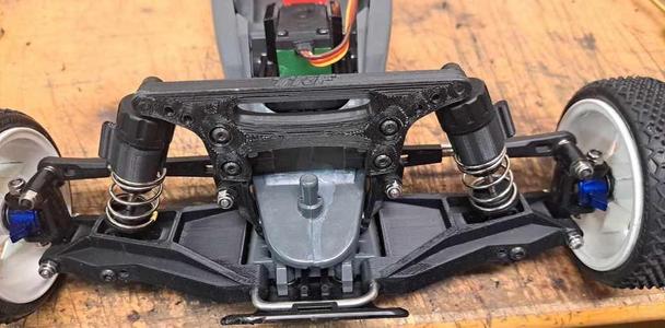 Tamiya DT-02 / DT-03 Arm, front.