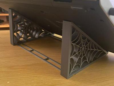 Laptop Stand - Spider Web