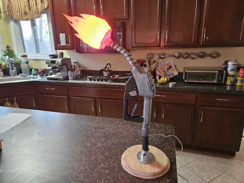 Gas Diesel Pump Handle Lamp Flame