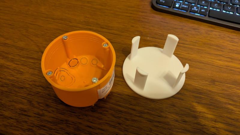 Abdeckung für Hohlwanddose / Federdeckel / Spring-Cover Ø75