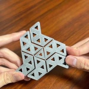 TPU fidget toy triangles
