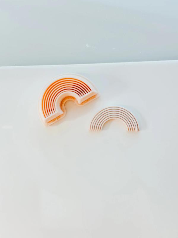 Geometric Half Circle