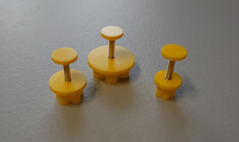 FIVE-PETALLED FLOWER CUTTER / VYKRAJOVÁTKO PĚTI LISTÉ KVĚTINY