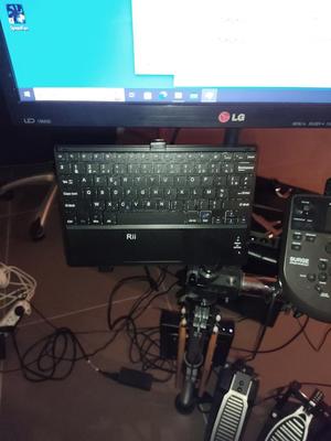 PC keyboard holder for e-drum (Alesis)