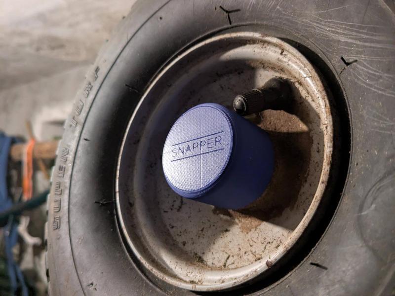 Snapper front wheel hub cover