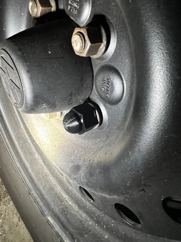 111601173 VW T2 T3 syncro Radmutternkappe wheel nut cap 111 601 173