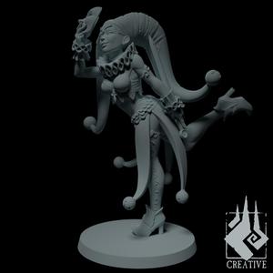 Beatrice Quinn The Darling Jester 32mm