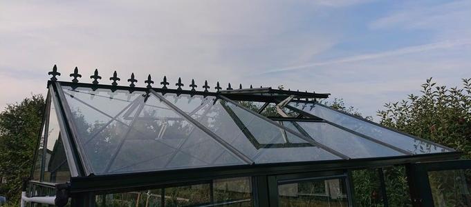 Greenhouse Roof Ridge Cresting